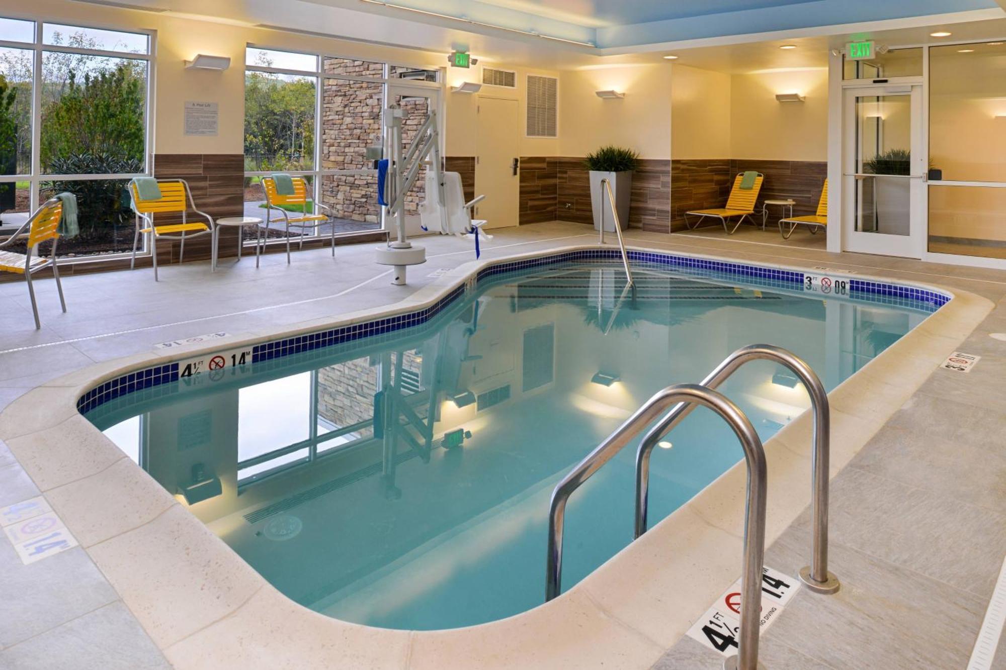 Fairfield Inn & Suites By Marriott Plymouth White Mountains Ngoại thất bức ảnh