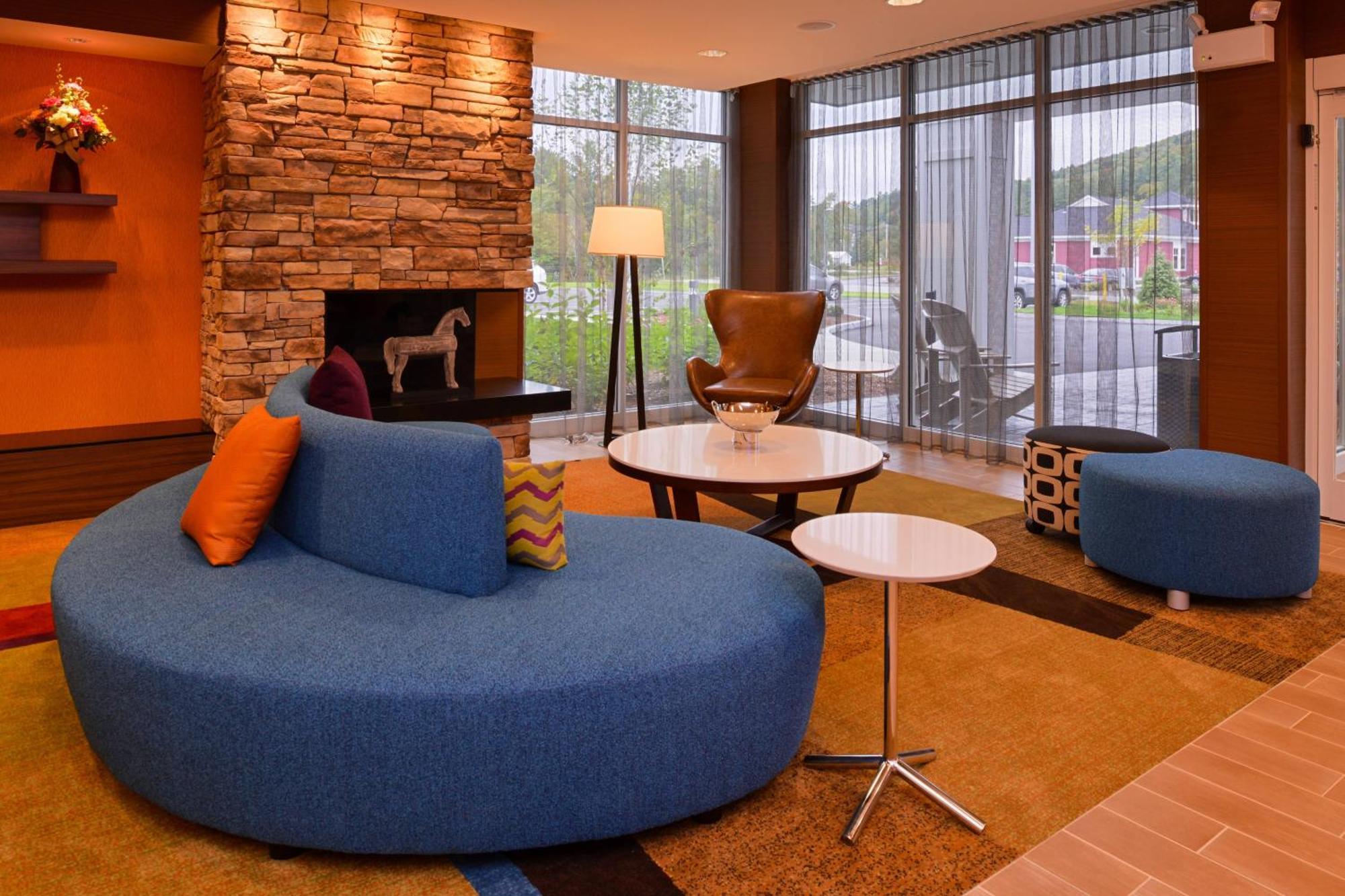 Fairfield Inn & Suites By Marriott Plymouth White Mountains Ngoại thất bức ảnh